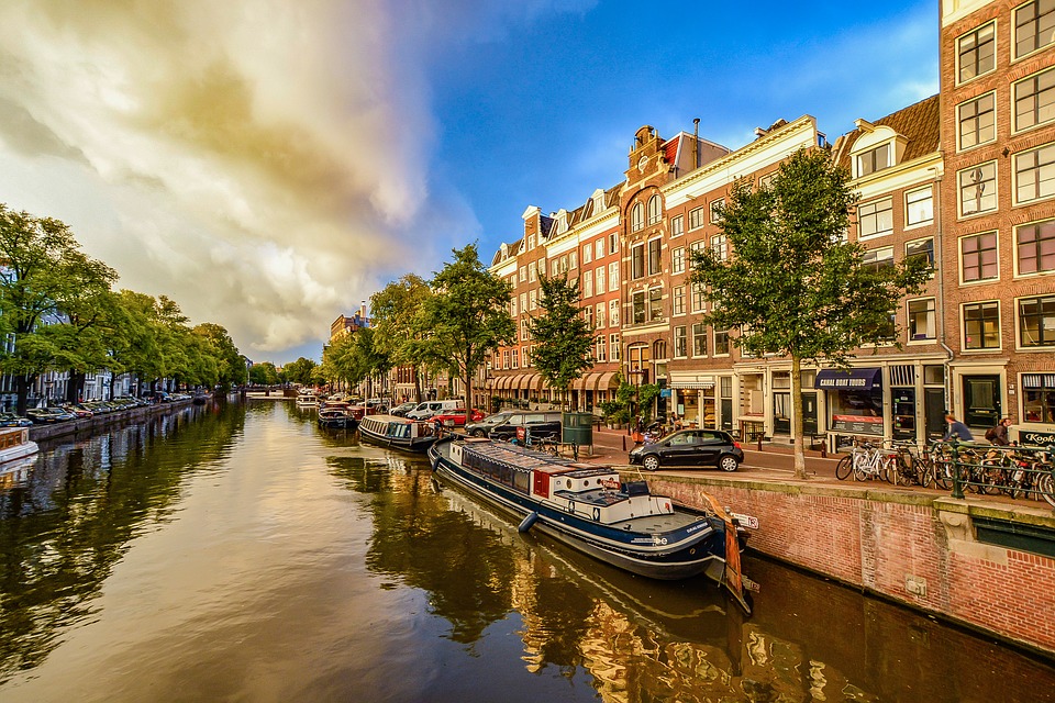 5 Most Popular Tourist Attractions in Amsterdam of World